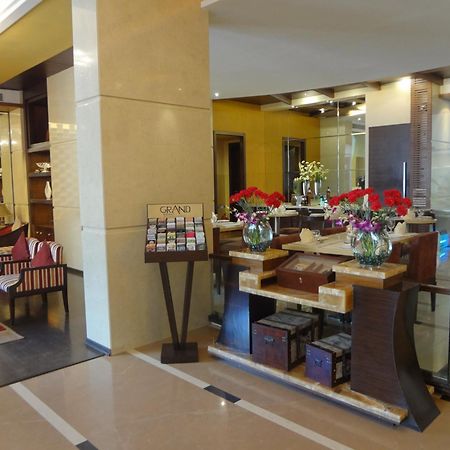 Grand Residency Hotel & Serviced Apartments Mumbai Exterior foto