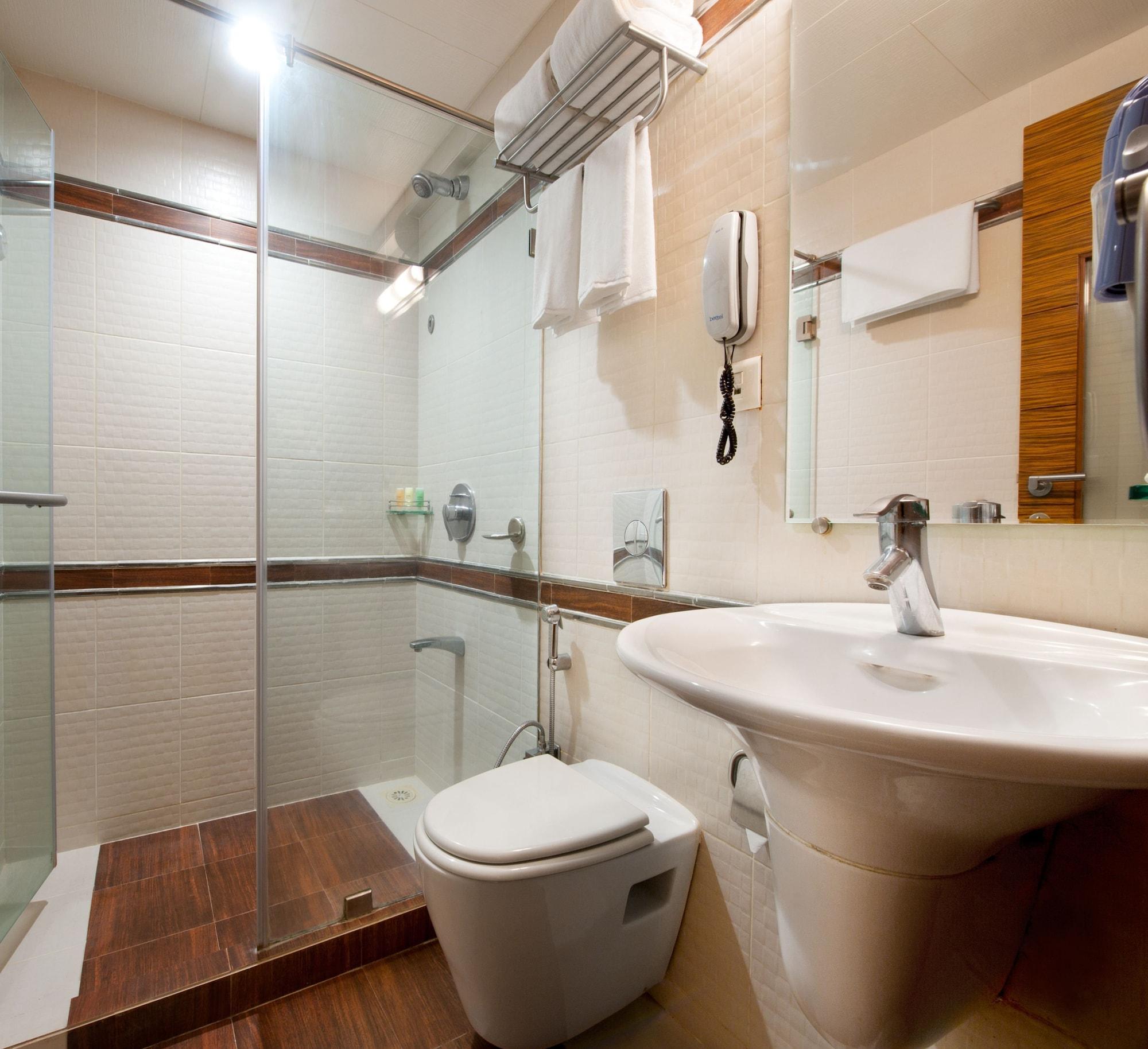 Grand Residency Hotel & Serviced Apartments Mumbai Exterior foto