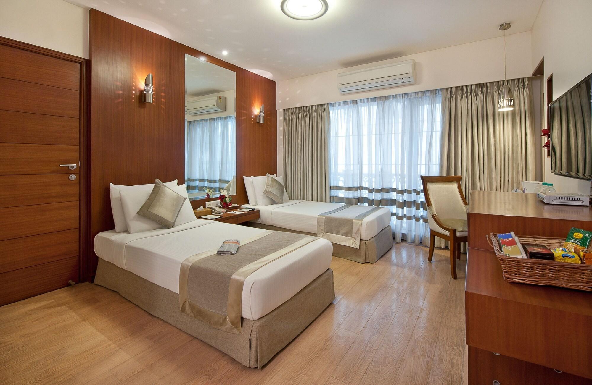Grand Residency Hotel & Serviced Apartments Mumbai Exterior foto