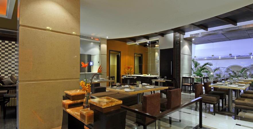 Grand Residency Hotel & Serviced Apartments Mumbai Restaurant foto